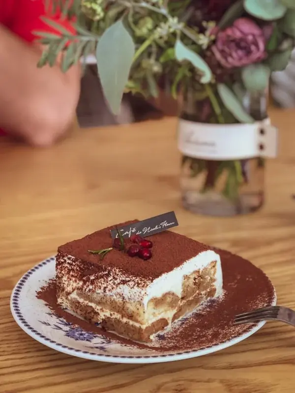 Tiramisù casero — postre italiano de Gusto Restaurante Pizzeria, La Línea de la Concepción